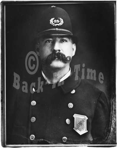Brockton, MA Officer Badge #25